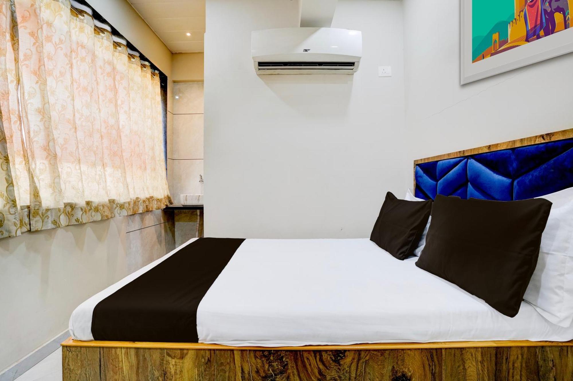 Super Hotel O Divine Fine Dine Lodging And Boarding Kalyān المظهر الخارجي الصورة