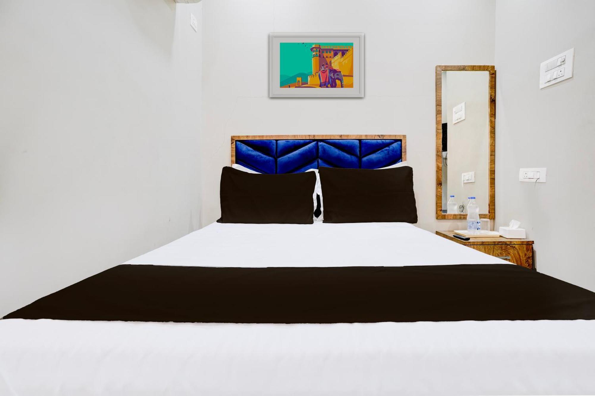Super Hotel O Divine Fine Dine Lodging And Boarding Kalyān المظهر الخارجي الصورة